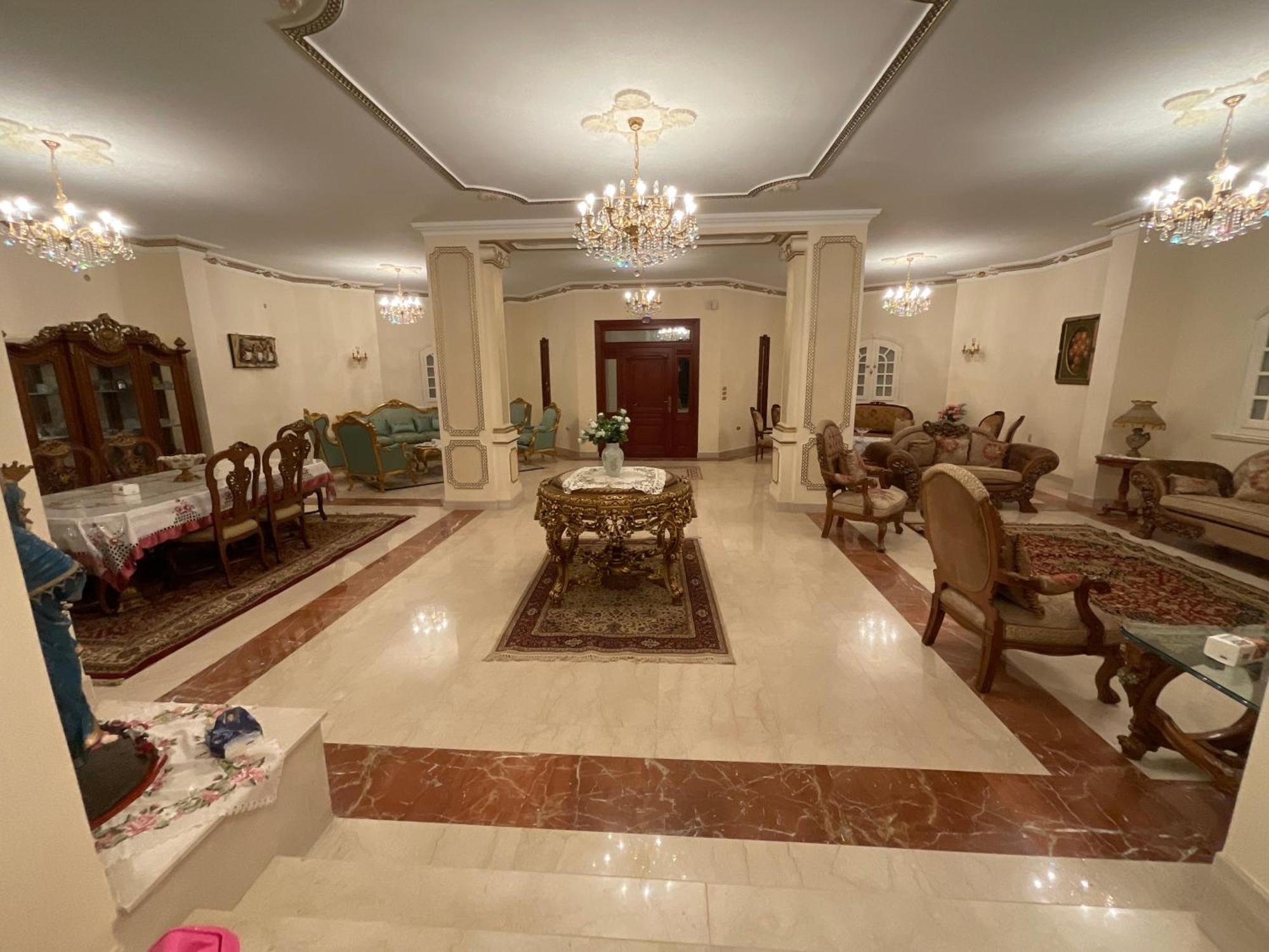 Apartment With Private Pool And Private Garden *